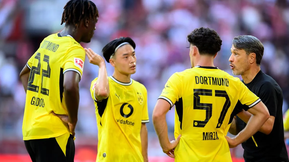 Borussia Dortmund unterliegt Cerezo Osaka in Japan